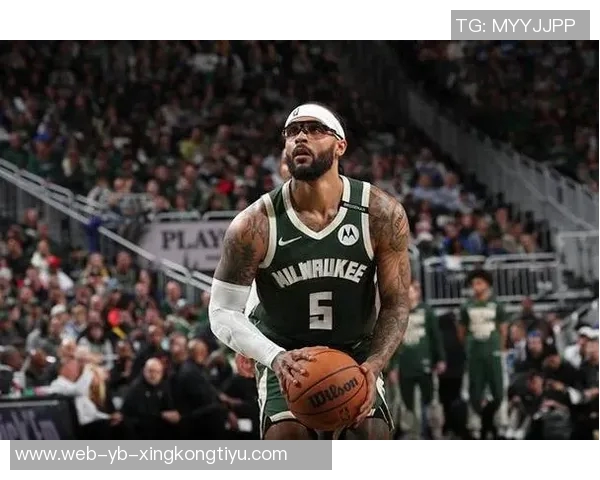 神射手AJ格林三分球全中展现超强实力助球队赢得胜利